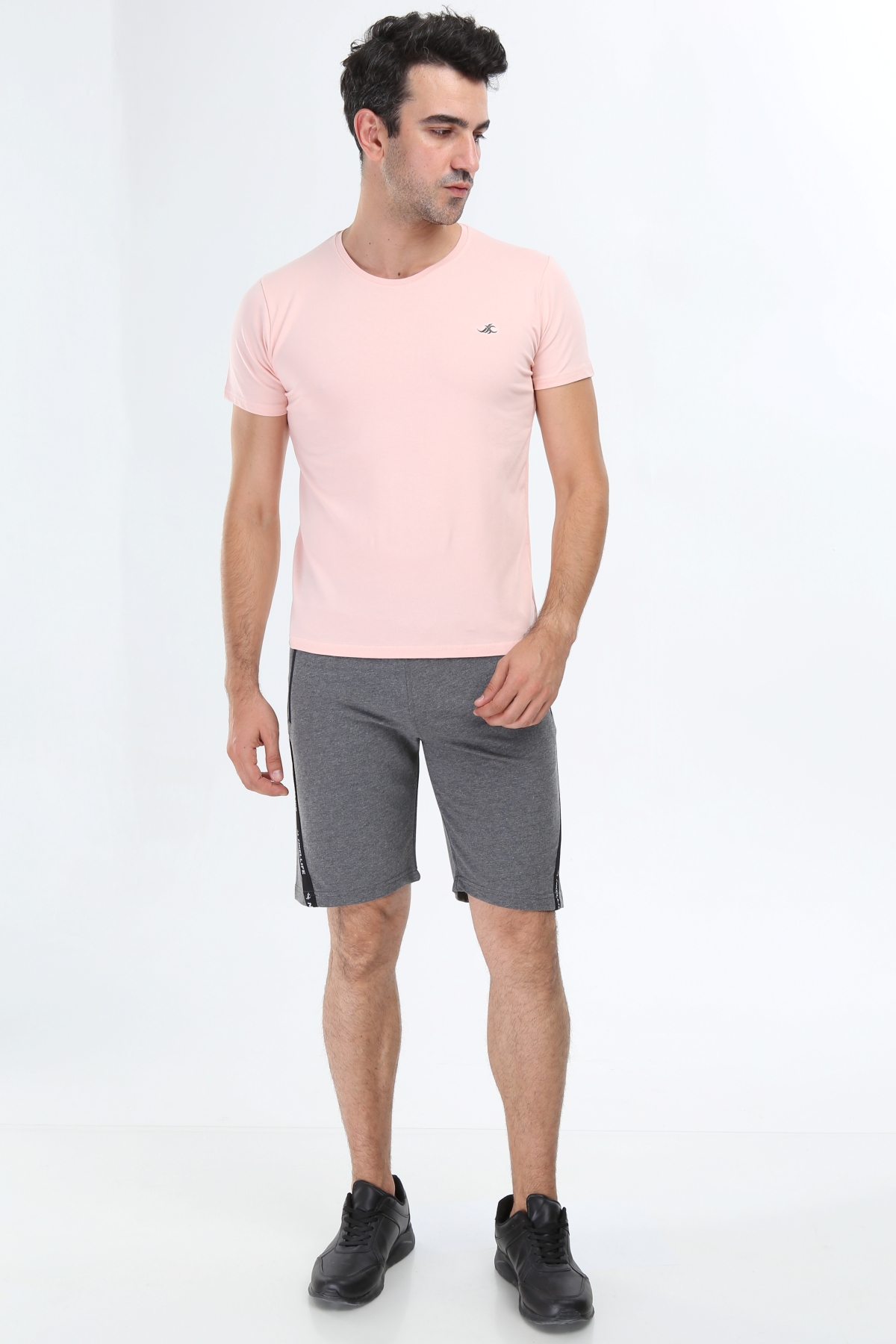 Pembe T-Shirt